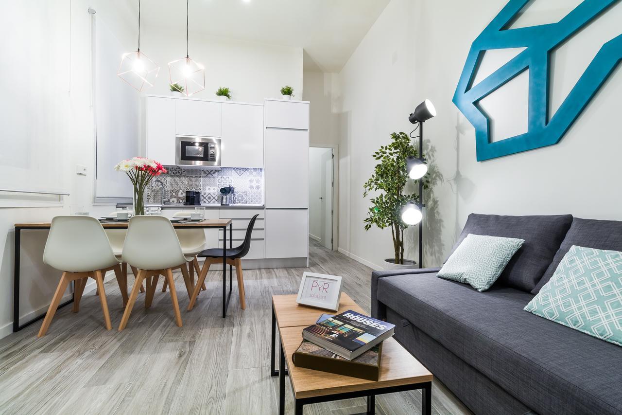Pyr Select La Latina II Apartment มาดริด ภายนอก รูปภาพ