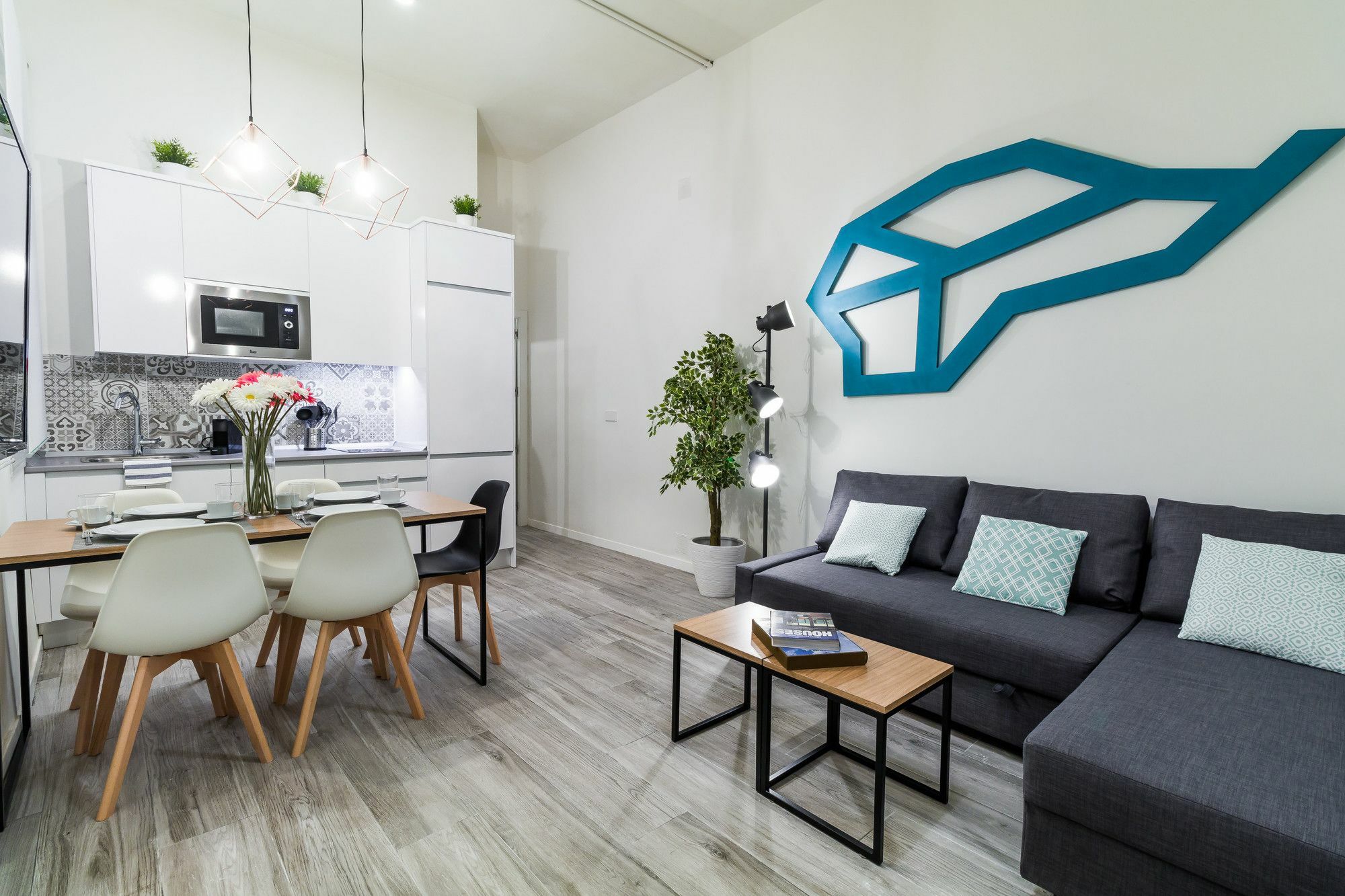 Pyr Select La Latina II Apartment มาดริด ภายนอก รูปภาพ